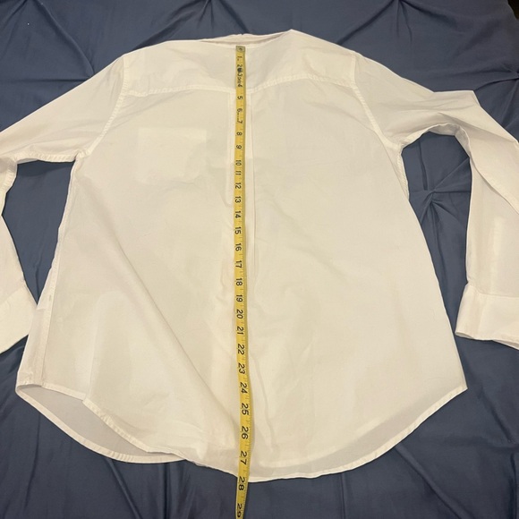 Amazon Essentials Women's Classic-Fit Long-Sleeve Button-Down Poplin Shirt - Picture 9 of 9